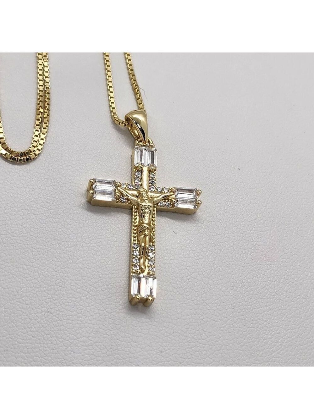 Brand New Sterling Silver 925 Cross Necklace